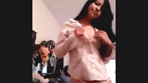 Petite film sexfilmer med kändisar med sexiga Sara Slave från Smut Puppet