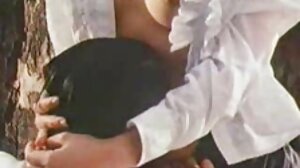 Legs On Shoulders sexfimer sex med förföriska Sarah Kay från LetsDoeIt