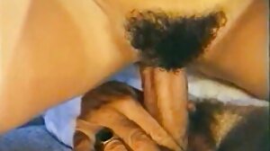 Medium Size Tits action med fantastiska Polly Pons sexfimer från Fake Hub
