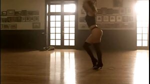 Interracial action med sexiga Kenna James sexiga filmer gratis från Reality Kings