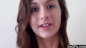 Handjobbsscen med sexiga Camila Cortez från Team Skeet sexfimer